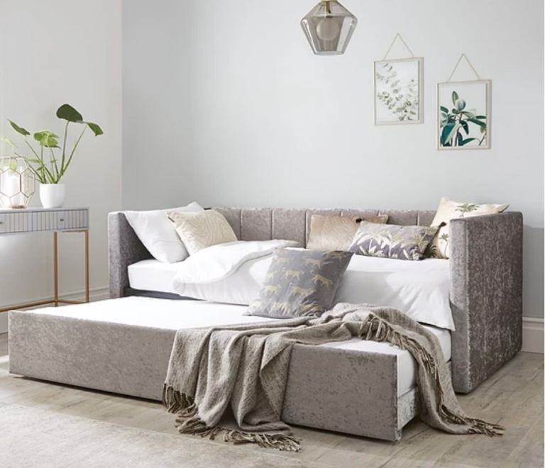 Day bed frame with trundle
