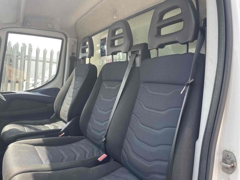 Iveco Daily 70C18 20FT Luton Box Van Taillift Truck Diesel Auto 7.2 Ton Lorry