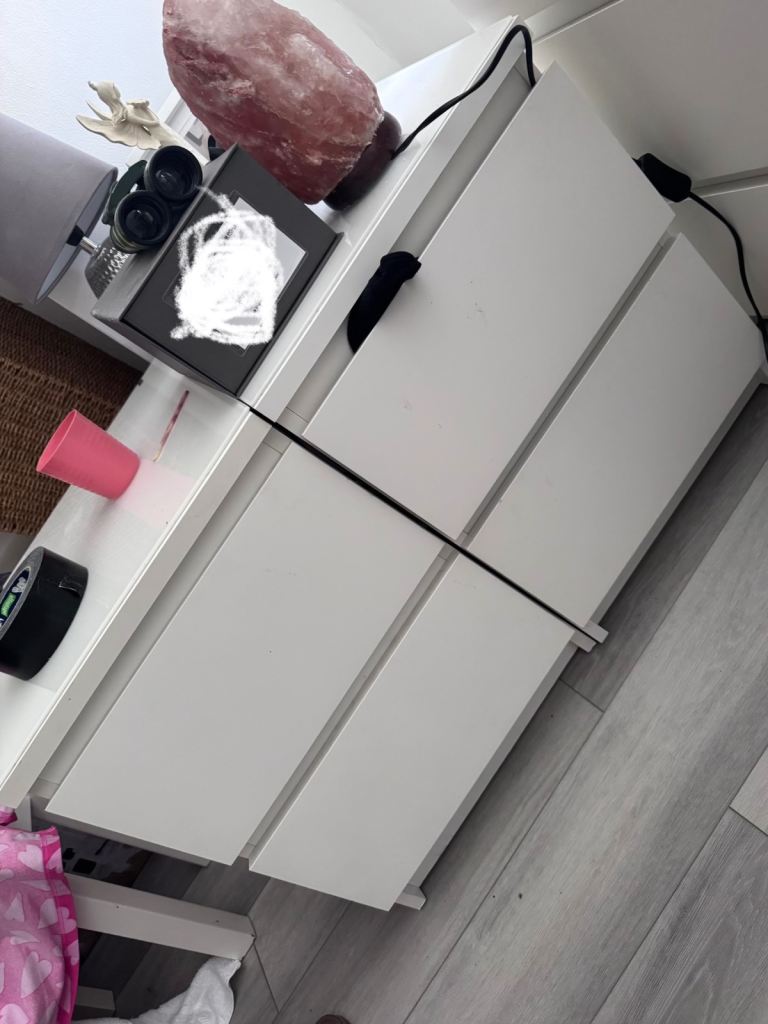 IKEA malm 2 x bedside tables 1 x chest of drawers all with glass tops 