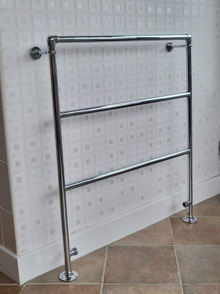 Towel Radiator in Chrome * Excellent Condition *  £35