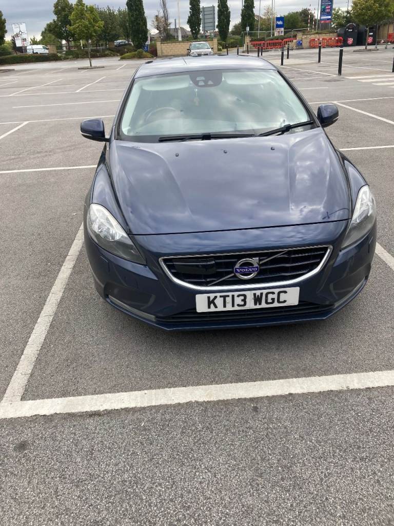 Volvo, V40, Hatchback, 2013, Manual, 1984 (cc), 5 doors