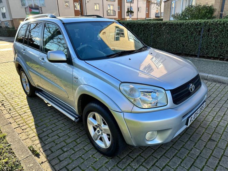 2005 Toyota RAV4 2.0 XT3 5dr ESTATE Petrol Manual