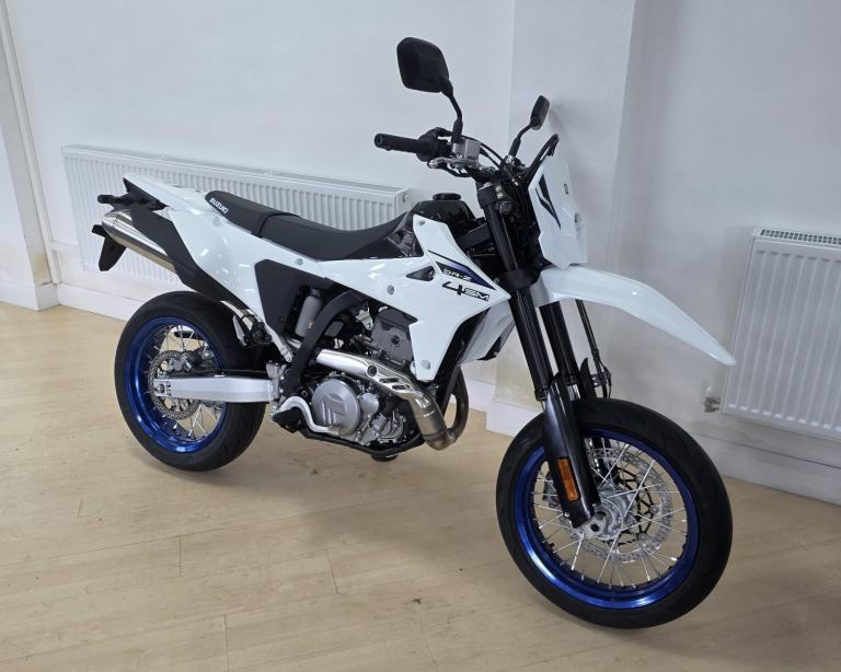 Suzuki DR-Z400 SM Super Moto DRZ-4SM