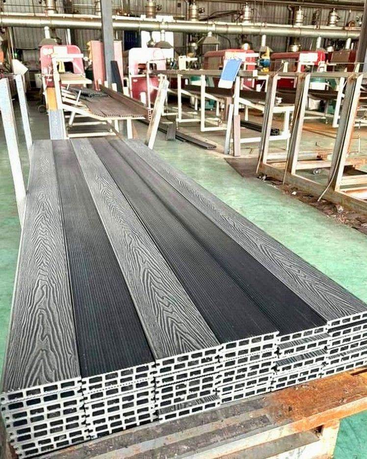 High-Quality decking Composite - 2.4m, 3.6m, 4.8m Options - Dual-Tone Eco-Friendly Finish,