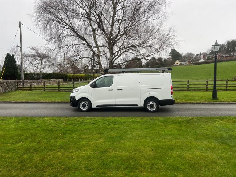 VAUXHALL VIVARO 2900 1.5 TURBO D 100PS DYNAMIC L2H1 LWB VAN 22 REG 59,100 MILES