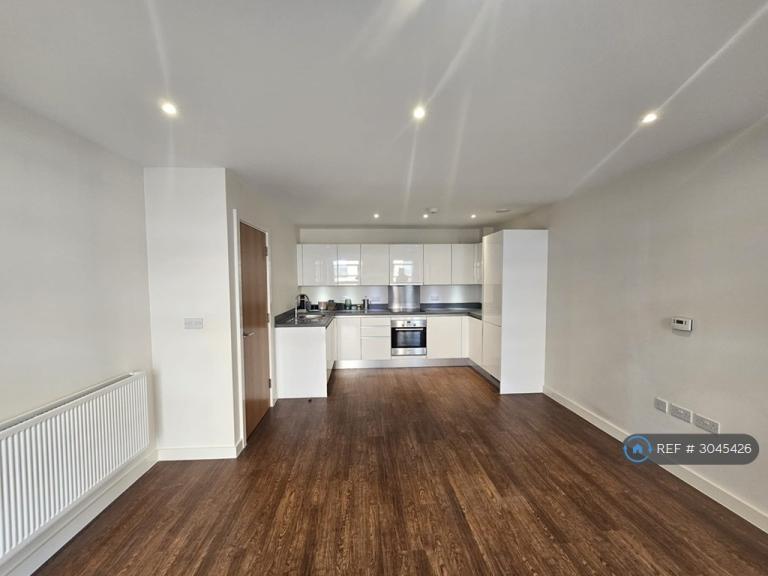 1 bedroom flat in Letchworth Road, Stanmore, HA7 (1 bed) (#3045426)