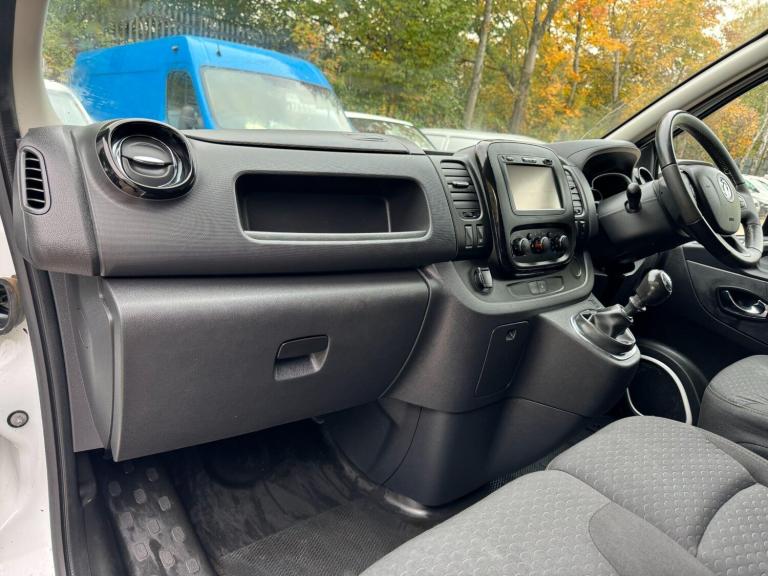 2018 Vauxhall Vivaro 1.6 CDTi 2900 Sportive Panel Van 5dr Diesel Manual L2 H1 Euro 6 (120 ps) PAN...