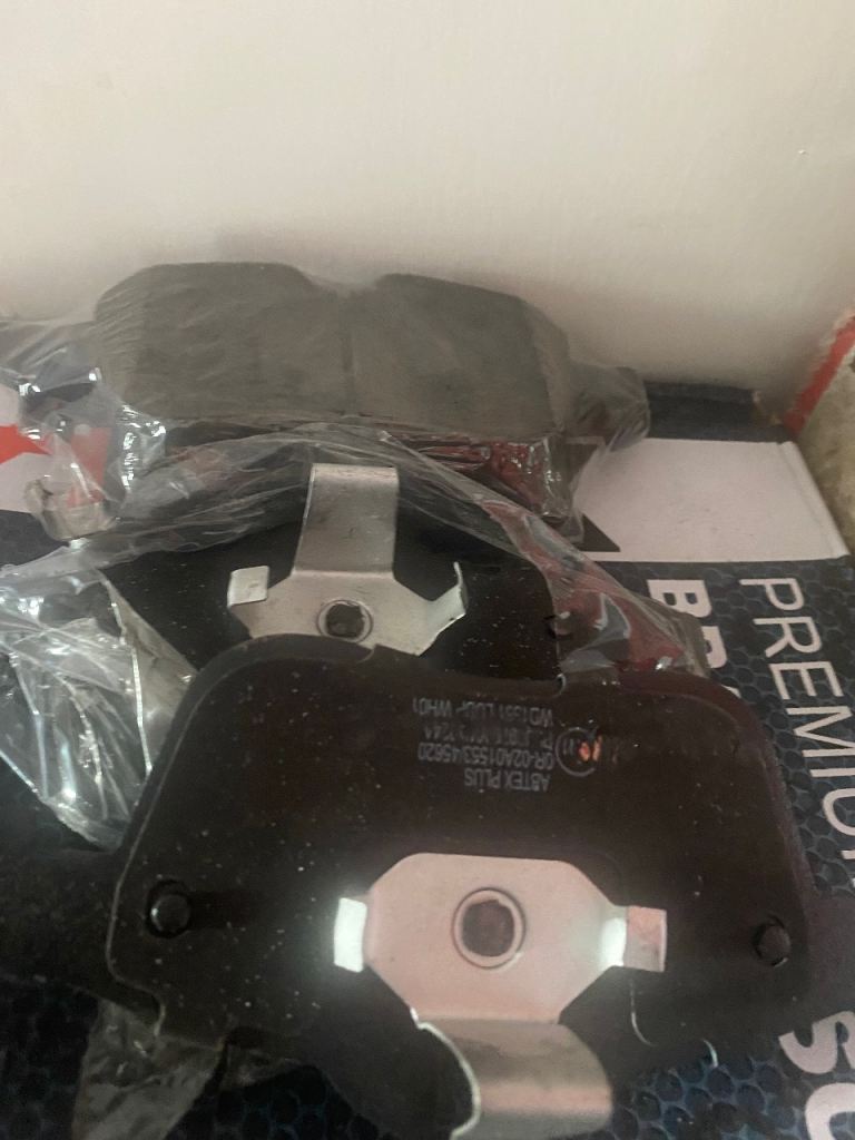 Pads and discs 