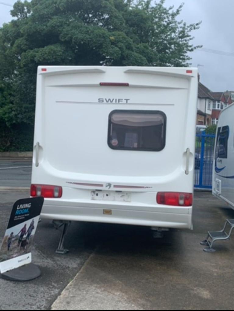 Caravan with full awning + bedroom annex 