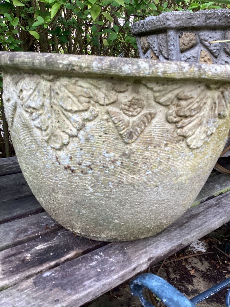 PAIR OF HEAVY STONE PLANT POTS 🪴, EXCELLENT CONDITION 