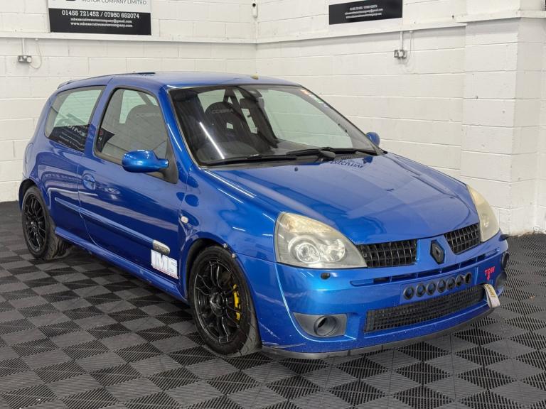 2005 RENAULT CLIO 2.0 16V 182 SPORT TRACK CAR AND TRAILER SET