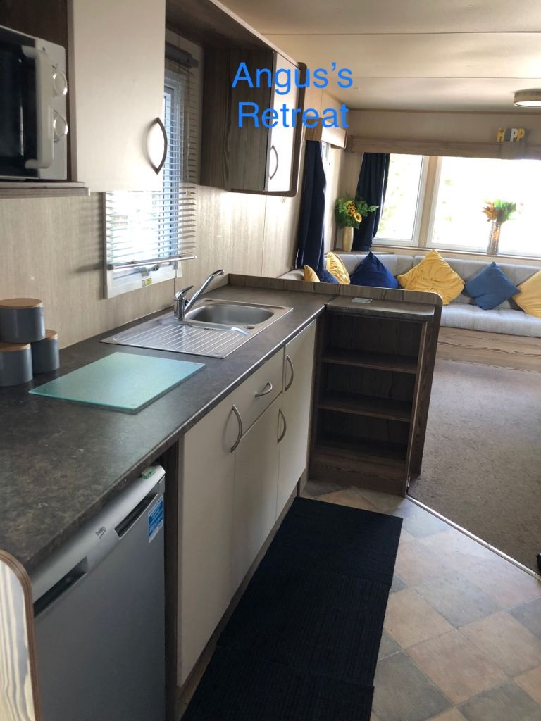 Static caravan for sale / holiday rental business sited at Blackpool marton mere 