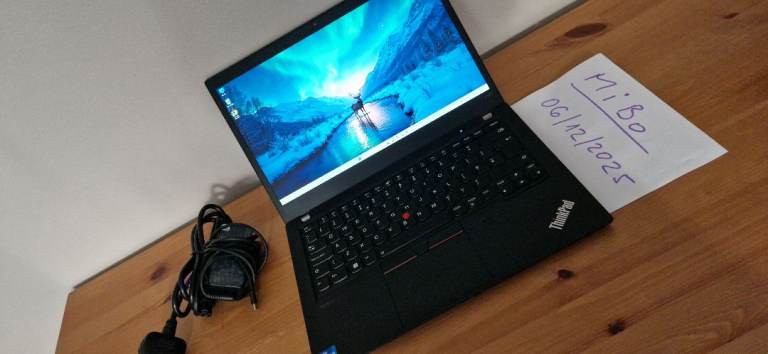 2023 £1699 PHOTOSHOP LIGHT GAMING CAD EDITING 14" laptop core i7 32GB RAM 512GB SSD NVIDIA GRAPHICS