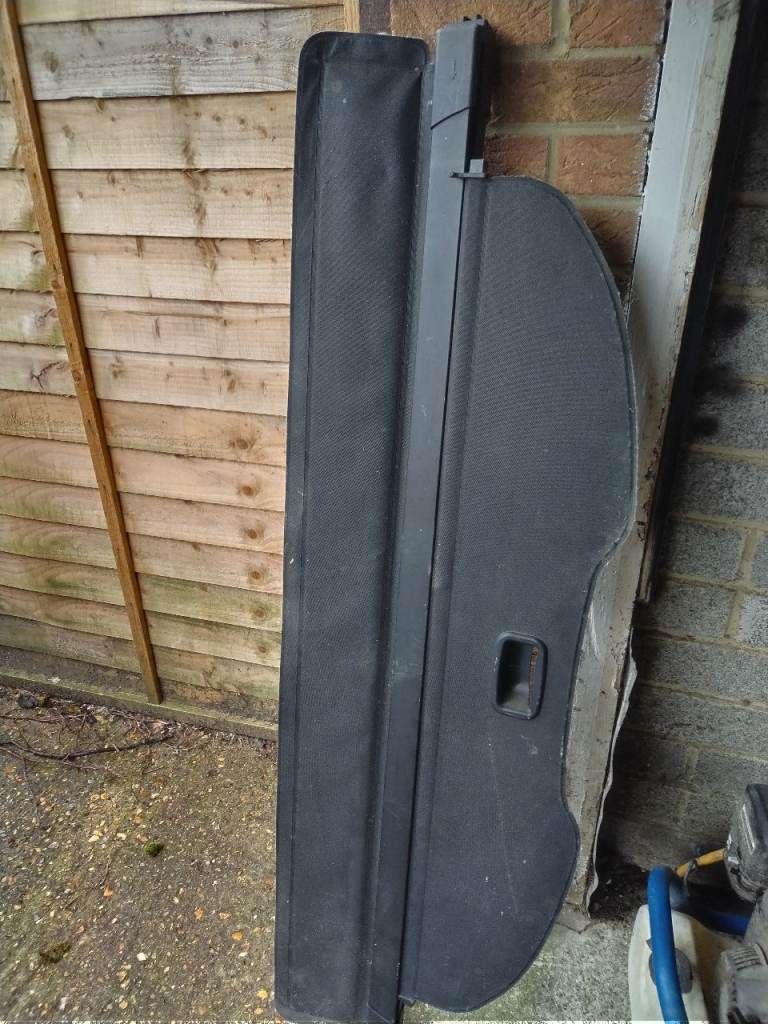 Ford galaxy rear roller boot cover and set of mats good condition 