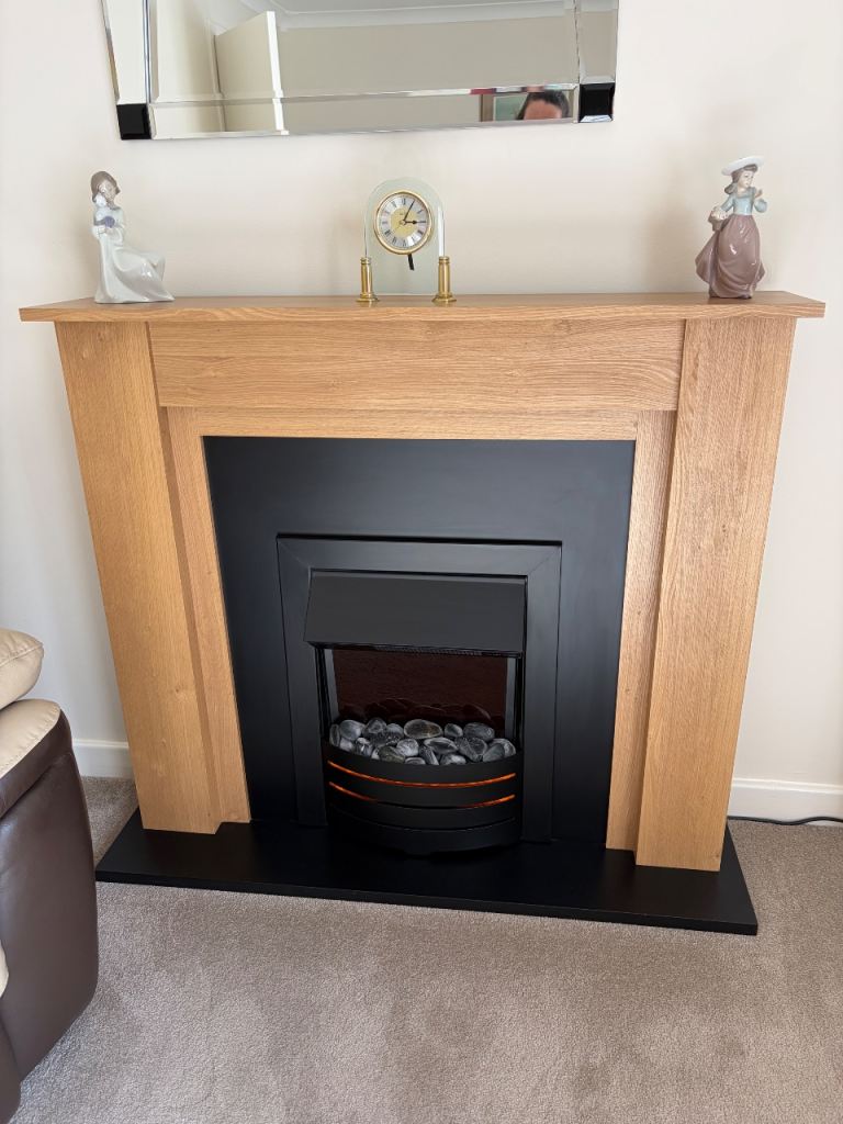Electric Fireplace with Wooden Surround - Great Condition