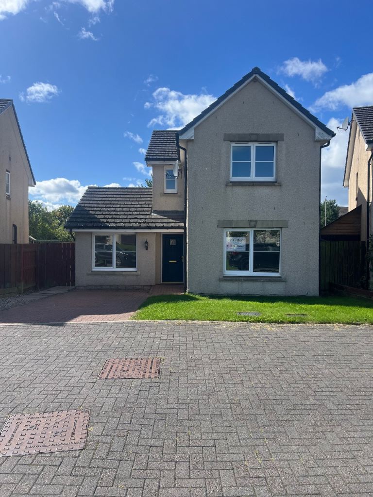 3/4 Bedroom Hillside Portlethen House For Sale