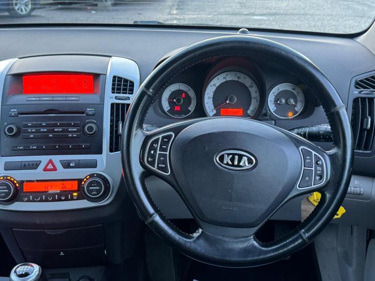 2008 Kia Ceed 1.6 CRDi Diesel  – Full Service History – £795