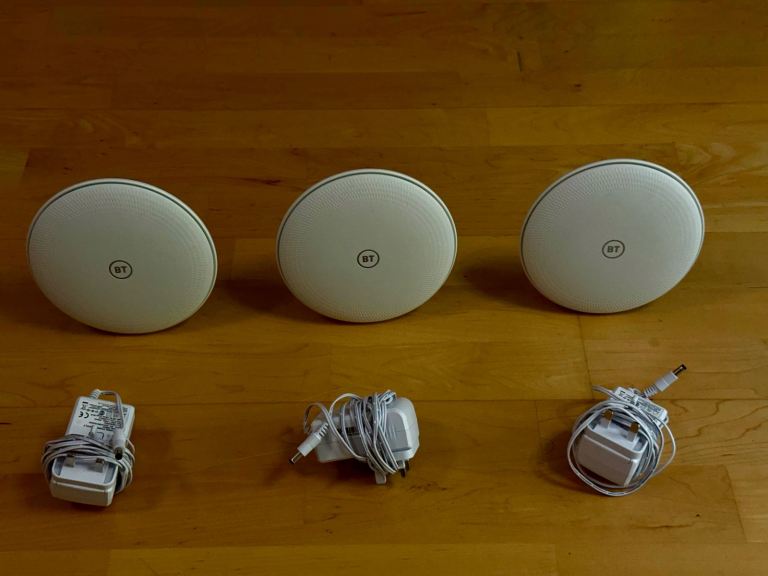 BT Whole Home Wi-Fi Discs with Power Adapters – Good Condition