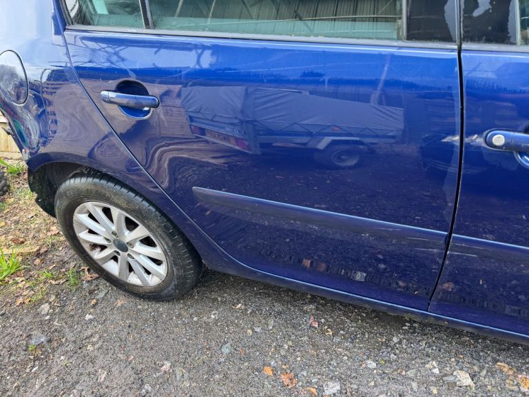 Vw Golf Mk5 15” alloy wheels