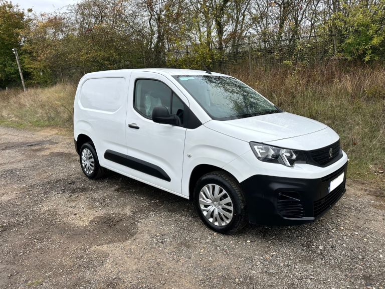 PEUGEOT PARTNER PROFESSIONAL 1.5 HDI DIESEL 2021 21-REG FULL SERVICE HISTORY DRIVES EXCELLENT