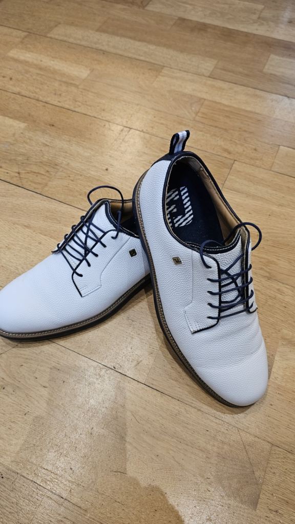 Footjoy Premier Field golf shoes size 8.5