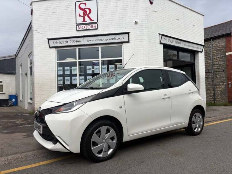 2014 Toyota AYGO 1.0 VVT-i X-Play 5dr HATCHBACK PETROL Manual