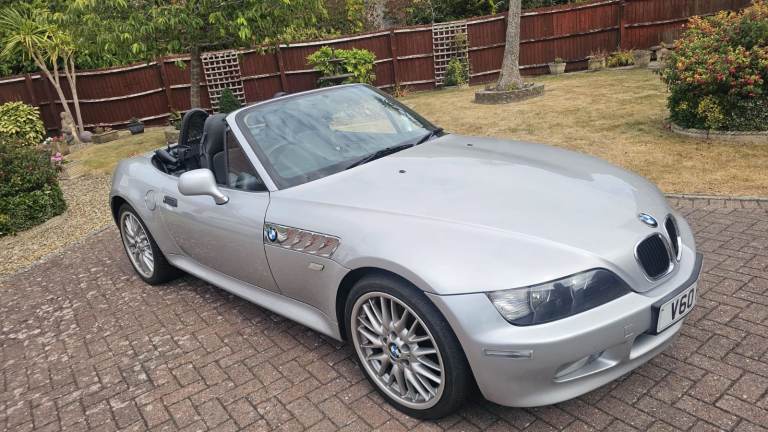 BMW Z3 Convertible 2001 LOW MILEAGE!!!! 1.9i 2dr Silver