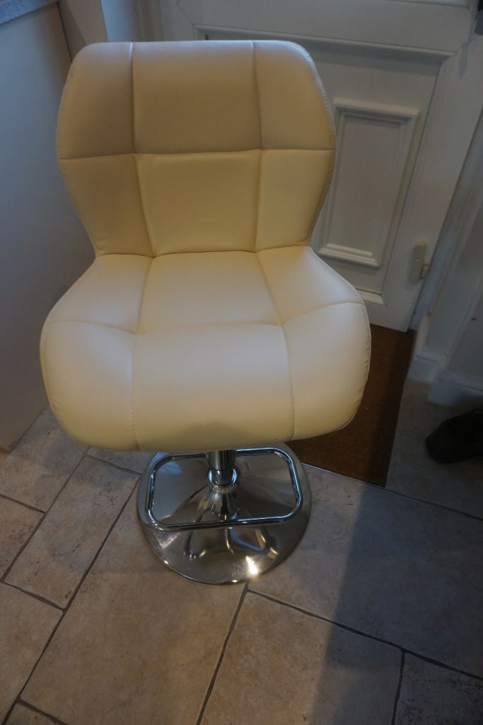 Pair of Cream Kitchen Stools