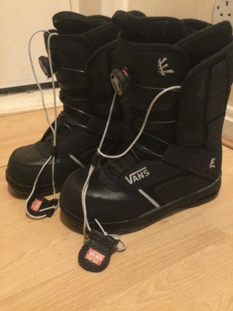 Vans snowboard boots