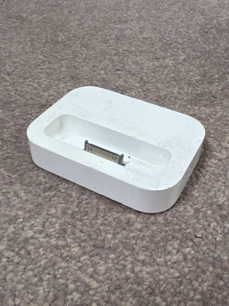 Apple iPod docking station