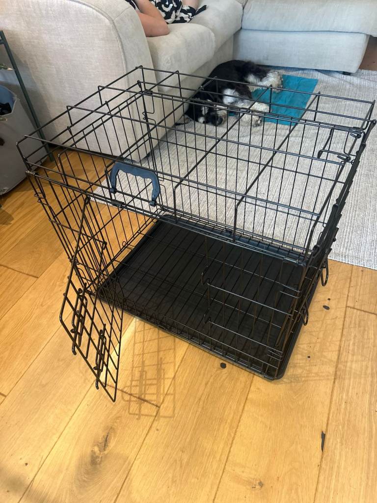 Small pet crate - As Good As New
