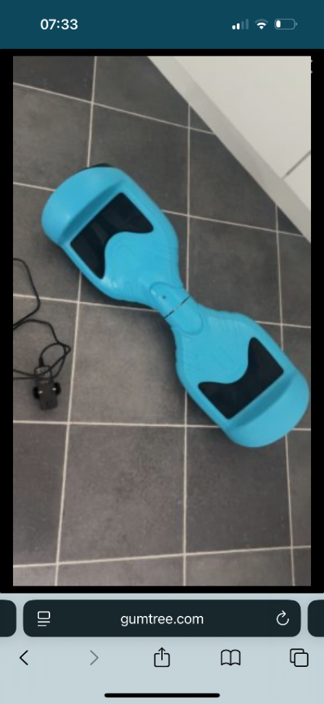 Excellent Condition Blue Hoverboard with Charger