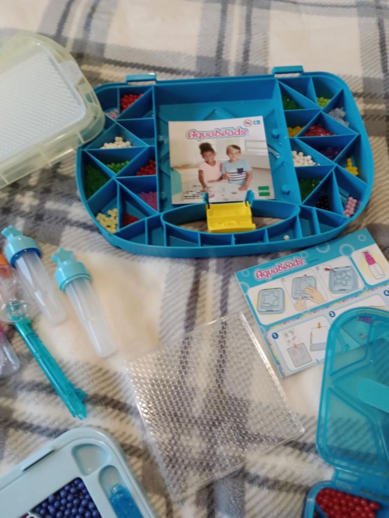 Massive bundle (C) of aquabeads aqua beads toys 