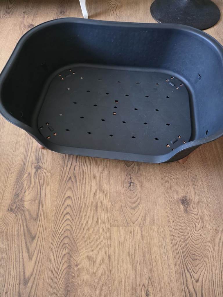 DOG BED 