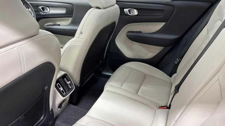 2025 Volvo XC40 Ultra B4 Mild hybrid Petrol Bright Automatic SUV Hybrid Automatic