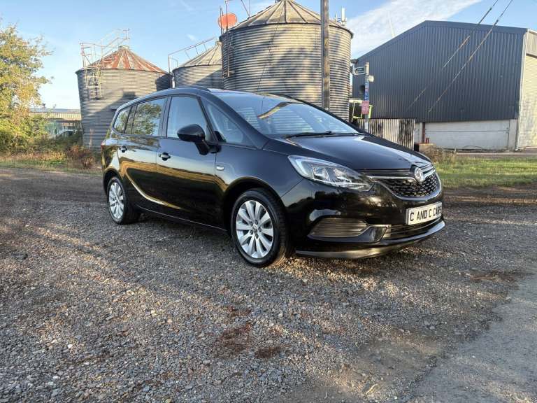 2017 Vauxhall Zafira 1.4T Design 5dr MPV Petrol Manual