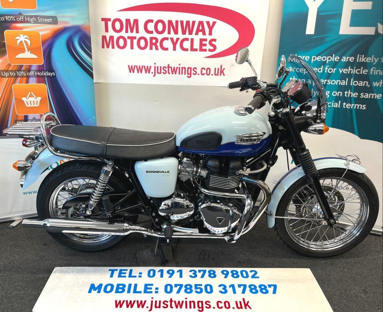 TRIUMPH BONNEVILLE T100 LTD EDITION , 2010(10), 5,915 MILES, FSH, SUPERB, £5495