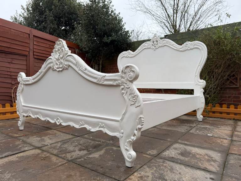 Stunning Estelle Antique French Style 5ft King Bed Frame – Great Condition, RRP £1,505