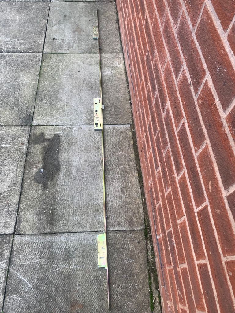 MULTI LEVER LOCKING MECHANISM WITH GEAR BOX FOR UPVC DOORS 200CM LONG MILA BRAND