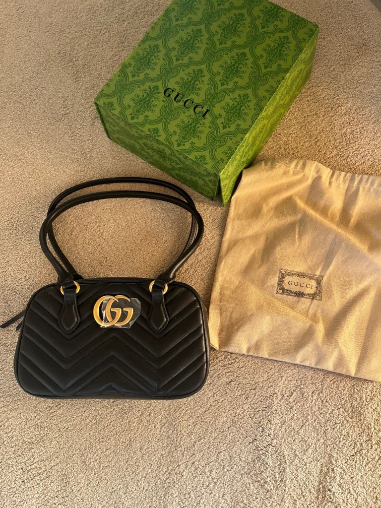 Black leather fashion bag