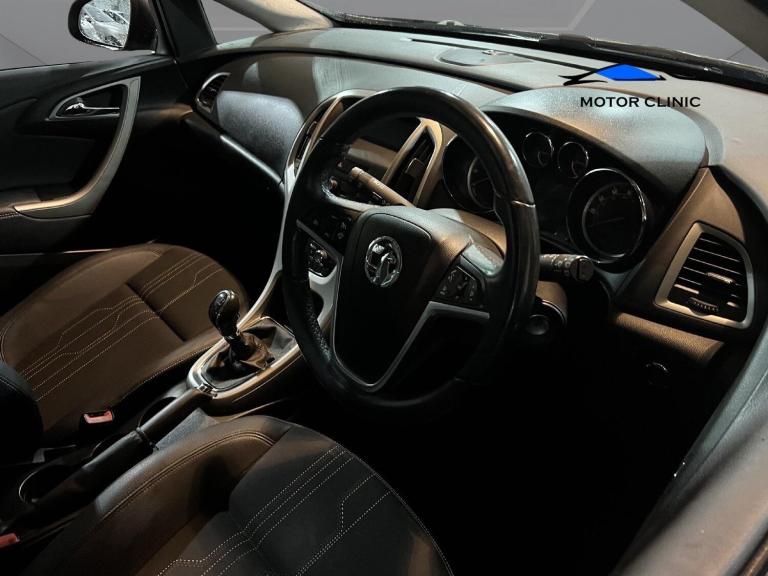 2014 Vauxhall Astra 1.6i 16V Limited Edition 5dr HATCHBACK Petrol Manual