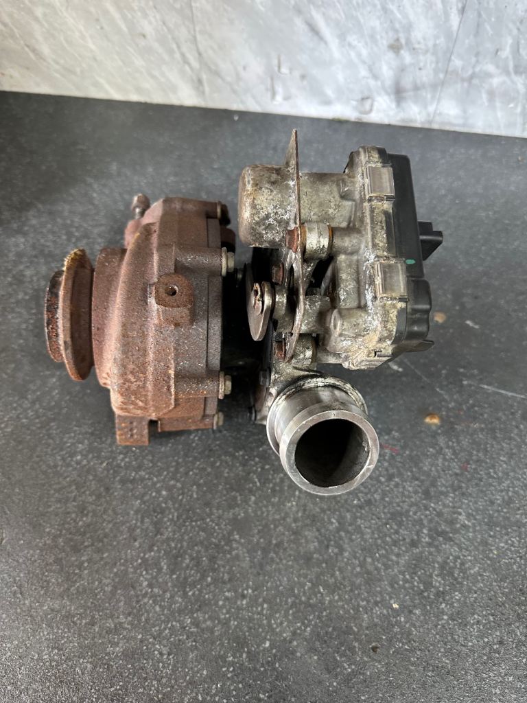 Land Rover Turbo Charger Unit TD4