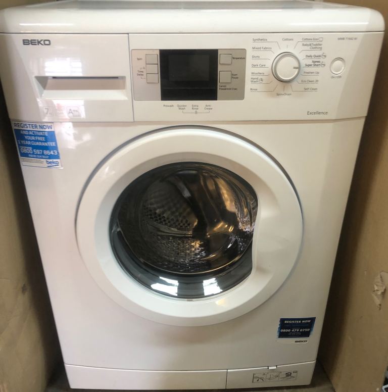 Beko 7kg,1200 spin washing machine. Model WMB71642W in clean condition 