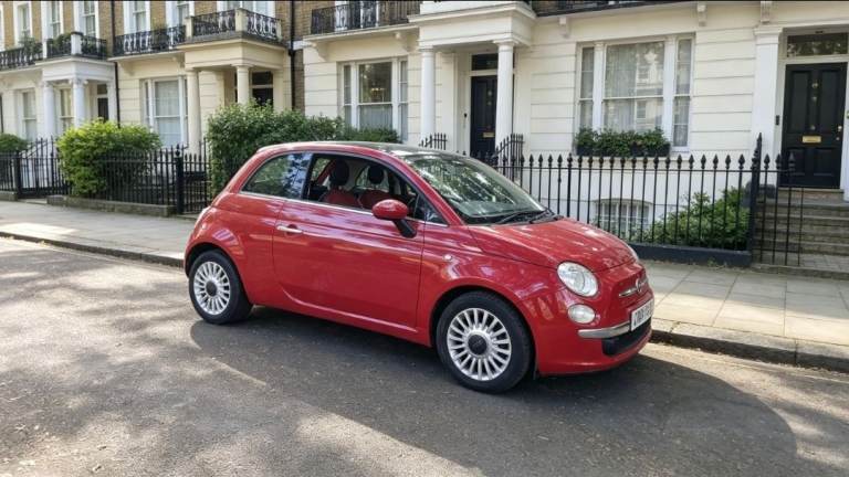 2010 FIAT 500 LOUNGE 875cc 