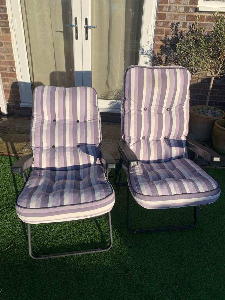 Cushioned Reclining & Foldable Garden Chairs (Pair)