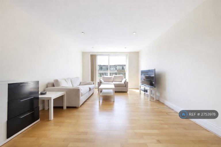 2 bedroom flat in Smugglers Way, Smugglers Way, London, SW18 (2 bed) (#2753978)