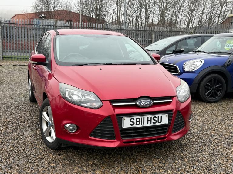 2011 Ford Focus 1.6 Zetec 5dr HATCHBACK Petrol Manual