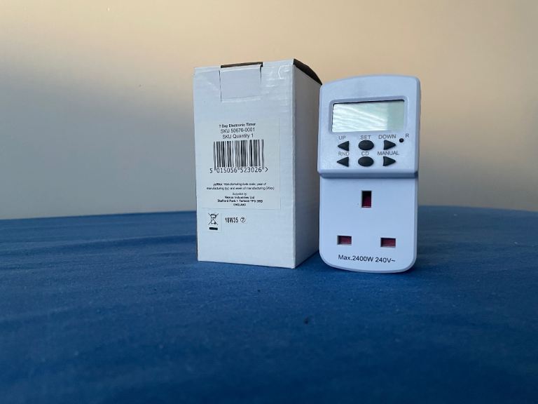 MASTERPLUG TES7 DIGITAL PLUG-IN & PLUG-THROUGH PROGRAMMABLE TIMER