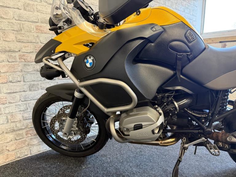 2010 BMW R1200 GSA GS Adventure - lovely touring adventure bike 