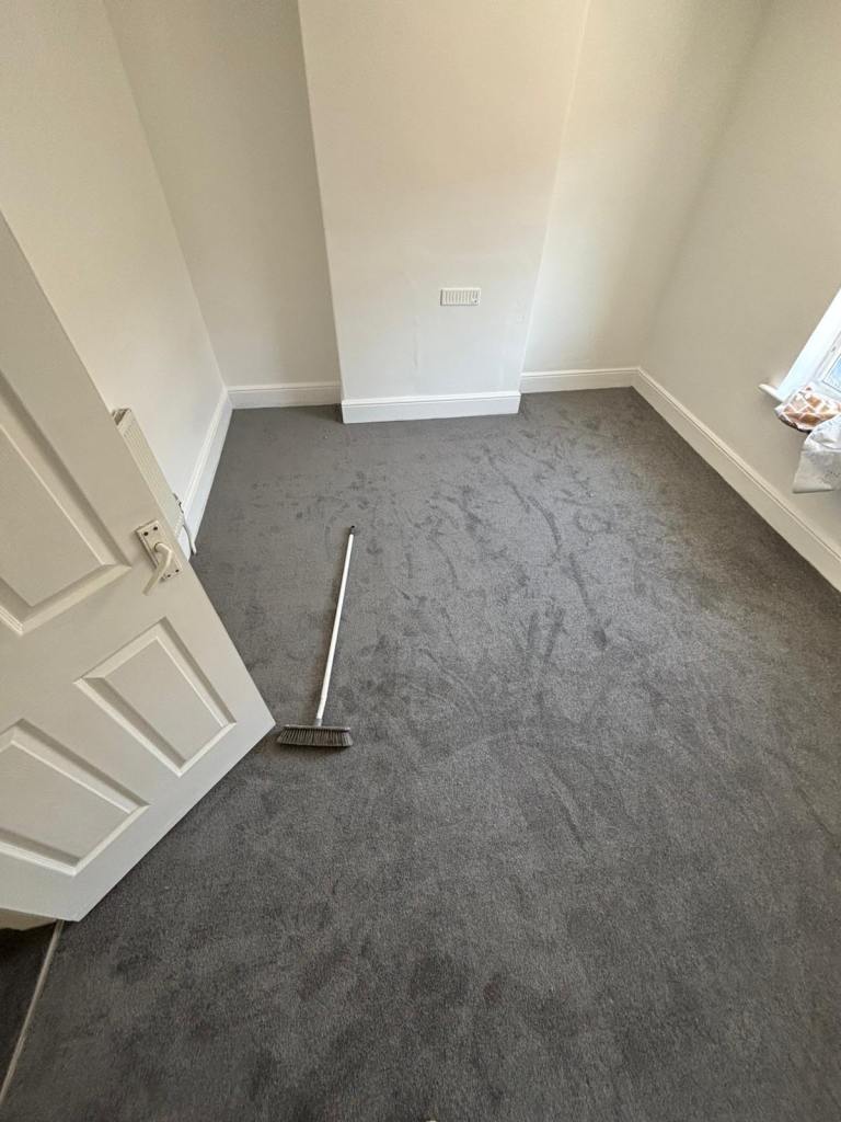 2 bedroom terraced property For rent 